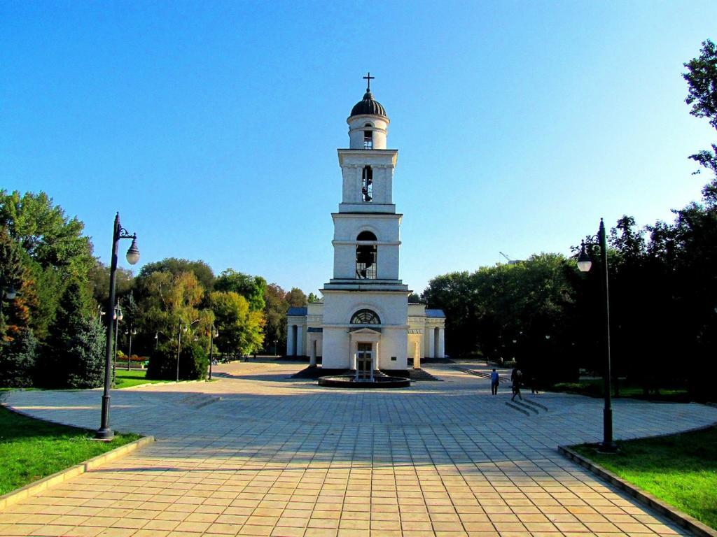 Апартаменти Living Md Heart Of The Center Кишинів Екстер'єр фото